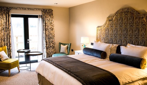 Deluxe Double or Twin Room with Garden View