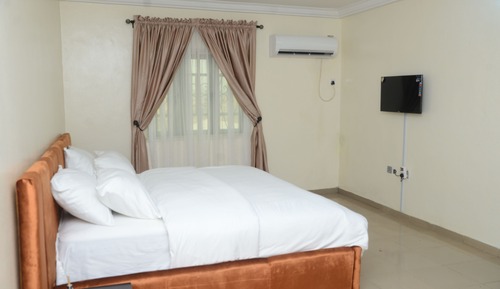 Standard Single Room