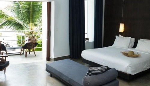 Suite, 1 King Bed, Sea View