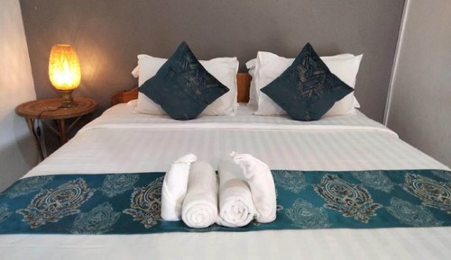 Deluxe Bungalow, 1 King Bed