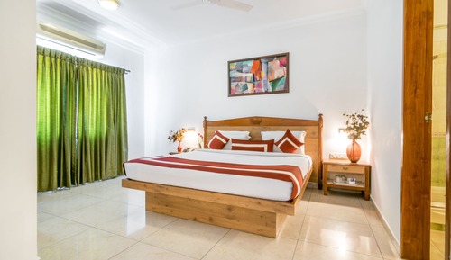 Premium Suite, 1 Queen Bed