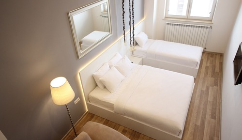 Deluxe Room, City View