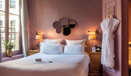 Room (Cosy Small)