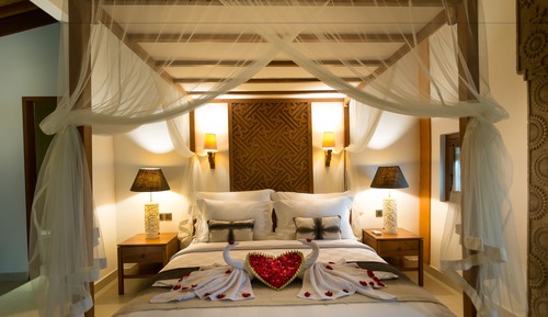Honeymoon Suite