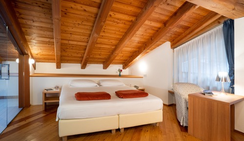 Deluxe Double or Twin Room, Hot Tub