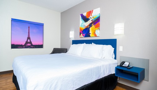 Standard Room, 1 King Bed, Non Smoking