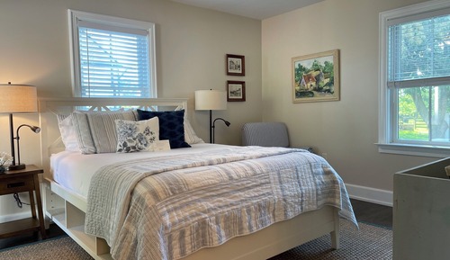 Single Room, 1 Queen Bed
