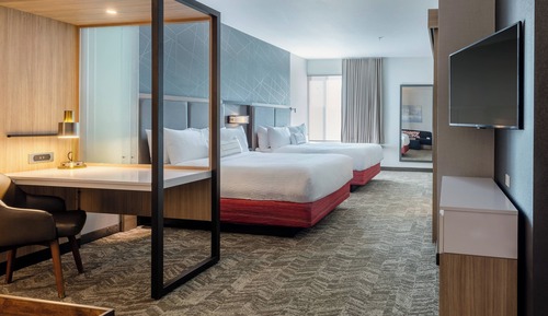 Suite, Multiple Beds