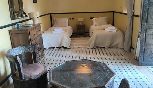 Basic Double or Twin Room, Pool View