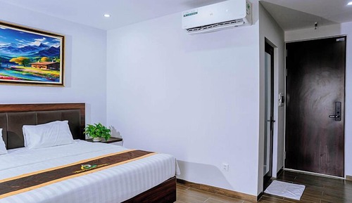 Basic Double Room, City View