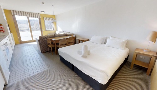 Two Studios (Sleeps 4)