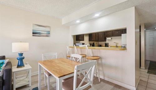 Apartment, Multiple Beds, Balcony, Pool View (Pelican Inlet C222)