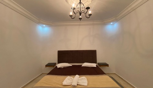 Panoramic Penthouse, Pool View