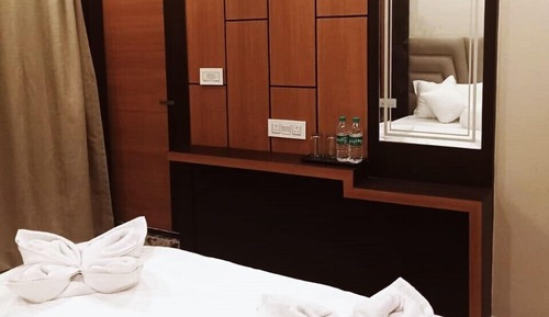 Queen Room