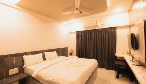 Basic Double Room, Balcony, City View