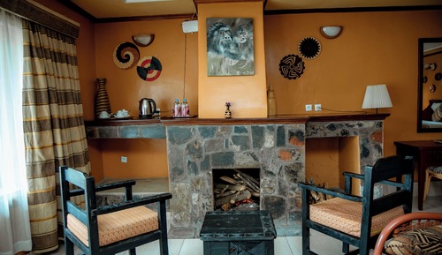 Single Room, Mountain View