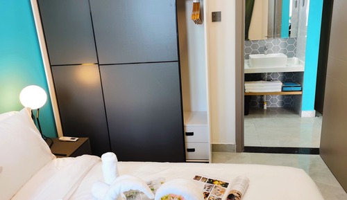 Family Studio Suite, Balcony, Mountain View