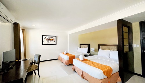 Deluxe Double Room, 2 Queen Beds, Non Smoking