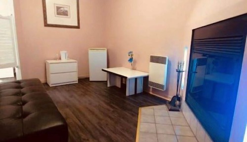 Deluxe Suite, 1 King Bed with Sofa bed, Jetted Tub (Fireplace)