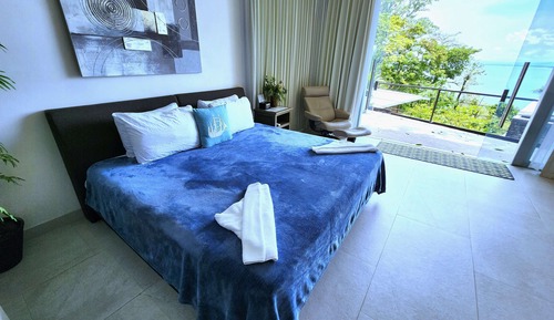 Suite 1 Ocean Jungle Pool