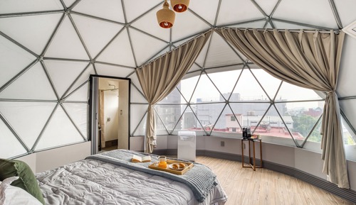 Deluxe Tent, City View