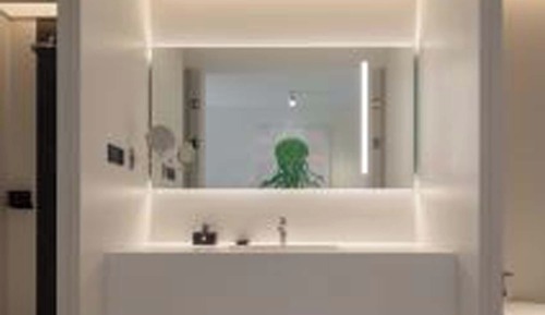 Senior Twin Room, City View