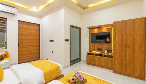 Deluxe Twin Room