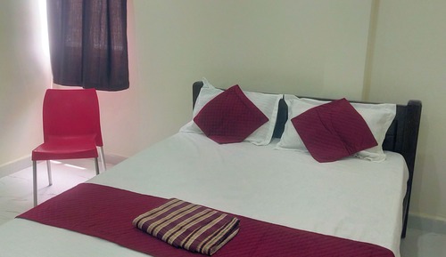 Standard Room, 1 Queen Bed, Hill View