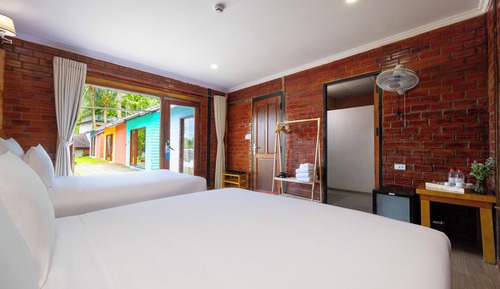 Deluxe Triple Room, Garden View