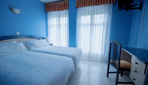 Basic Twin Room, Garden View