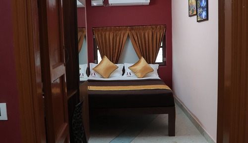 Family House, Balcony, City View