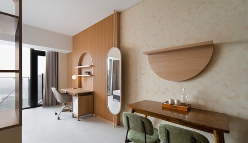 Deluxe Studio, Balcony