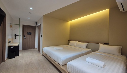 Triple Room, Non Smoking, City View