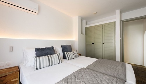 Luxury Apartment, Sea View