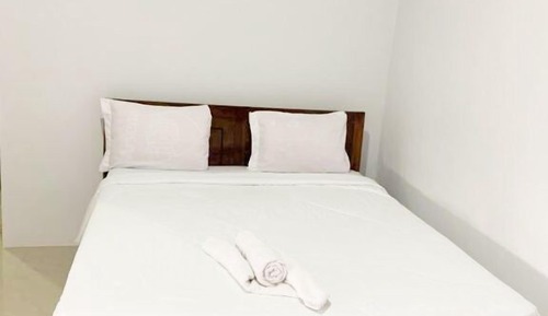 Standard Double Room, Garden View