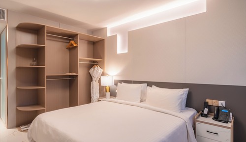 Deluxe Double Room, City View
