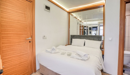 Economy Room