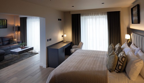 Luxury Suite