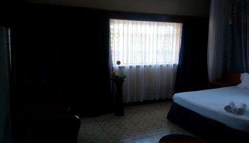 Standard Double Room, Garden View