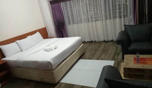 Deluxe Single Room, Garden View