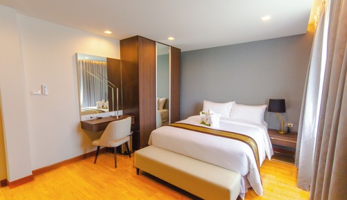 Family Suite, Balcony, City View