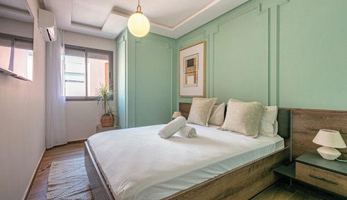 Luxury Penthouse, Air conditioning, City View