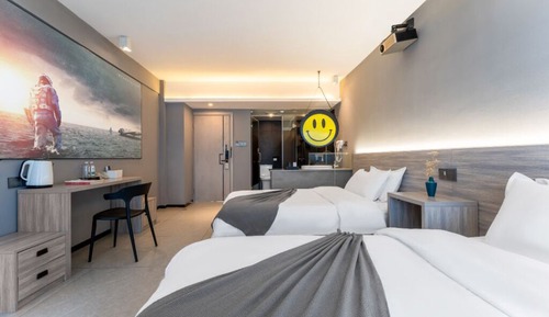 Classic Twin Room