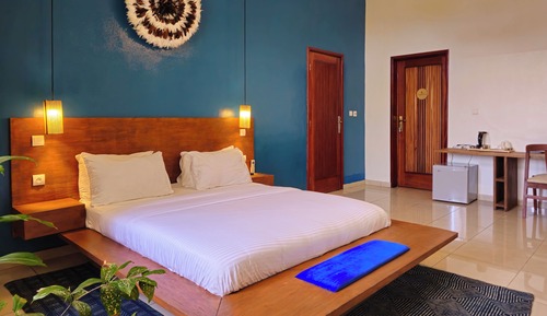 Deluxe Double Room, Pool View