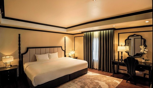 Royal Room, Sea View