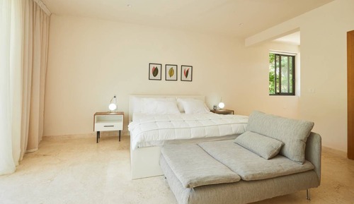 Family Condo, Beach View