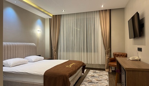 Luxury Double Room, City View