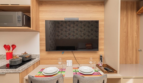 Classic Studio, City View