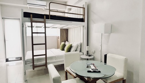 Condo, 1 Bedroom, Balcony, Garden View