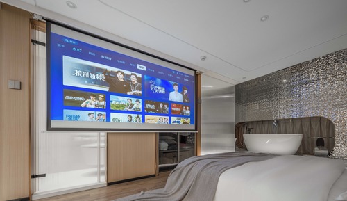 Space Pod -270° Panoramic River Suite